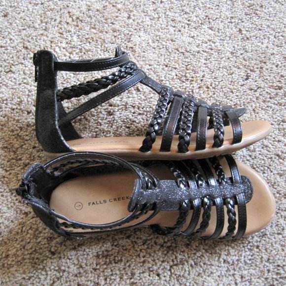 Falls Creek Other - 😳Falls Creek gladiator zip back sandals sz 1